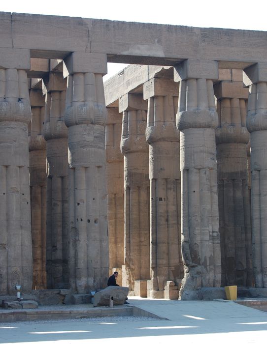 Sambad olid neil tol ajal vist kinnisideeks... / They were really obsessed with pillars...
Nagu varem Ã¶eldud. Aga hunnikust vigastest graveeringutest pole ka mÃµtet pilte teha.

As we said before. On the other hand, a bunch of pictures of damaged engravings would be even more boring.
